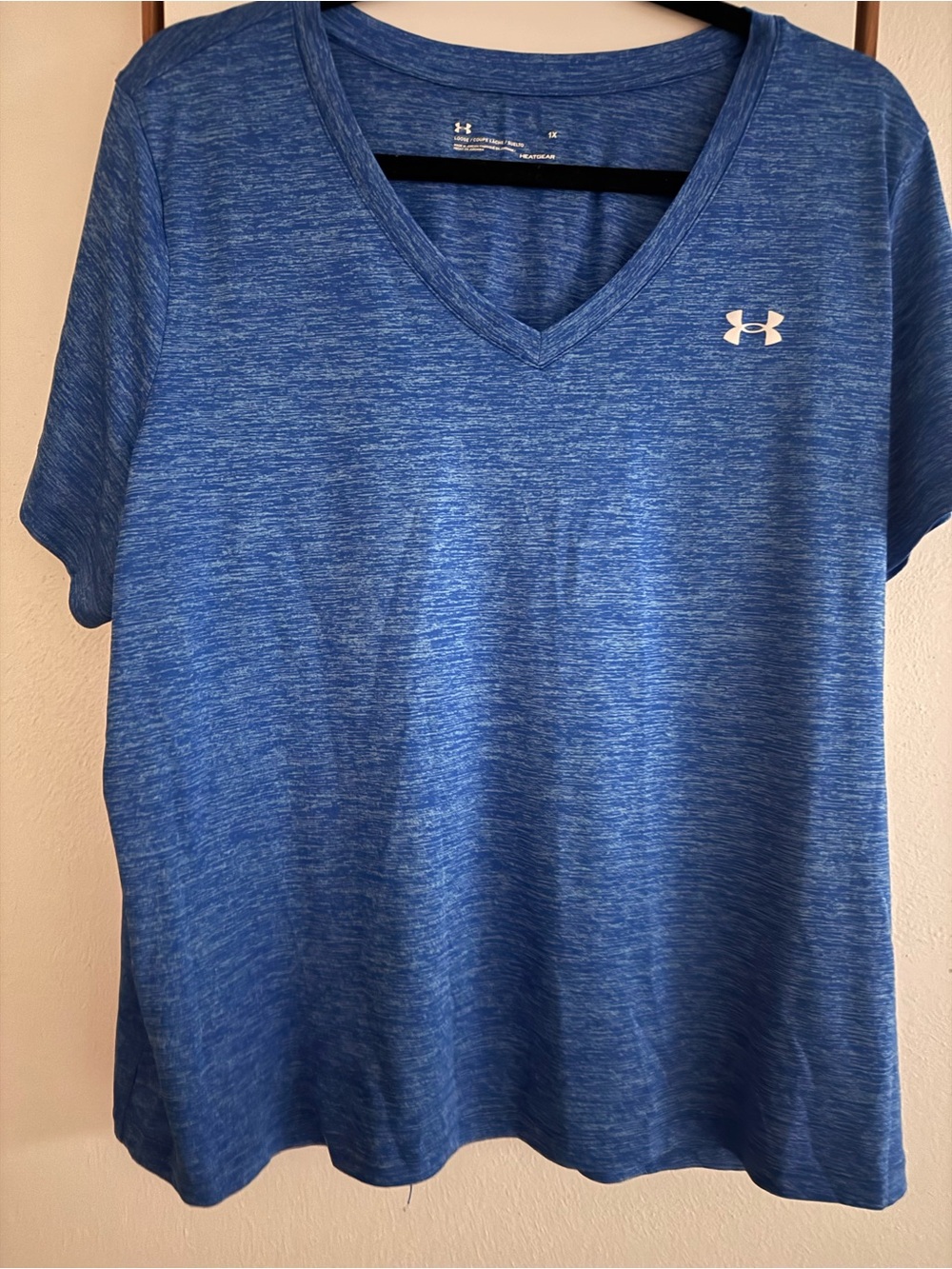 Under Armour Women’s Heathered Royal Blue V-Neck Short Sleeve Tee